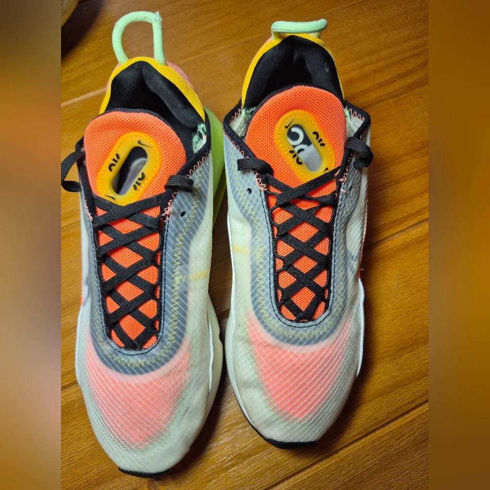 Nike Air Max‎ 2090 - Womens Size 7